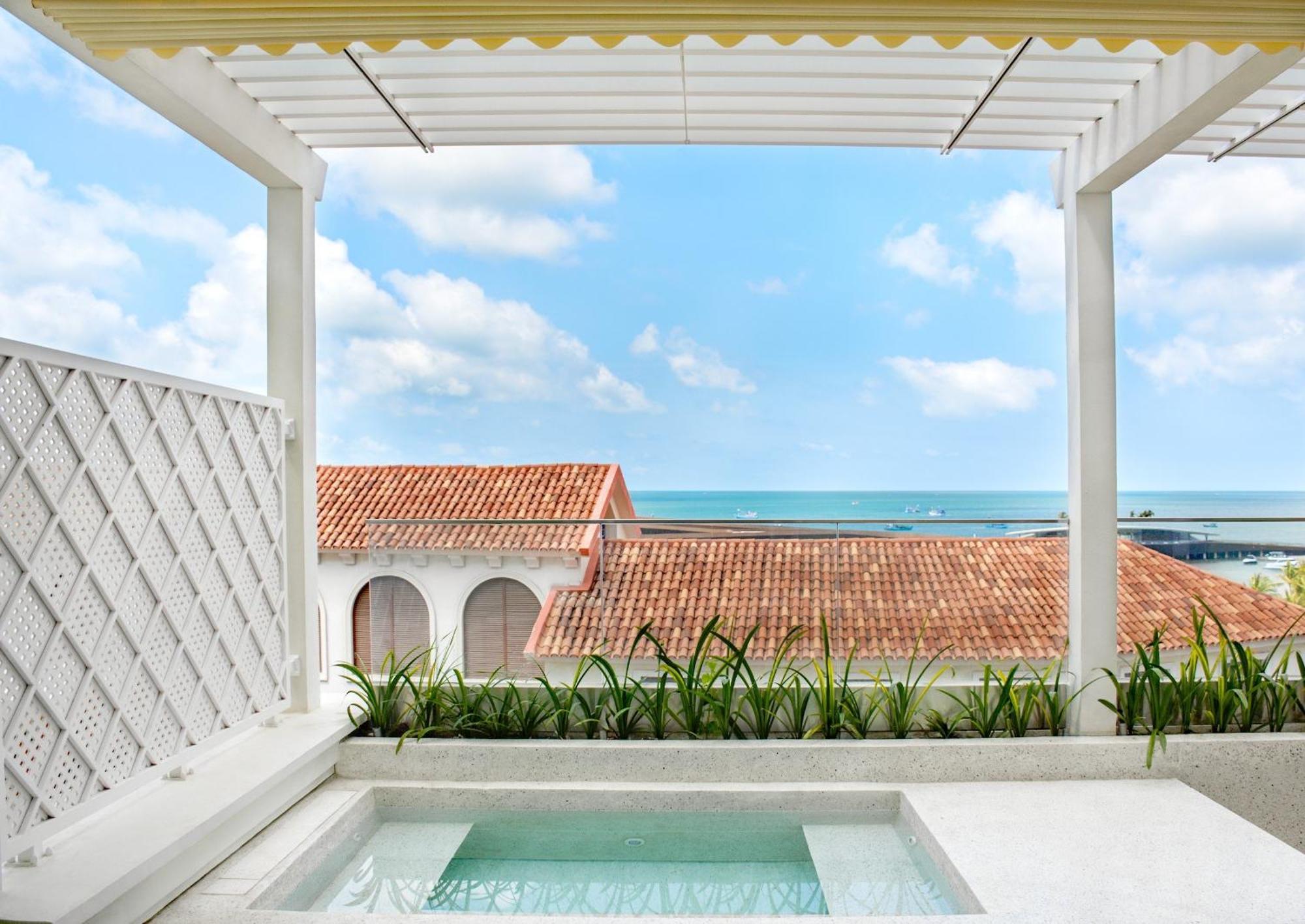 La Festa Phu Quoc, Curio Collection By Hilton Phu Quoc