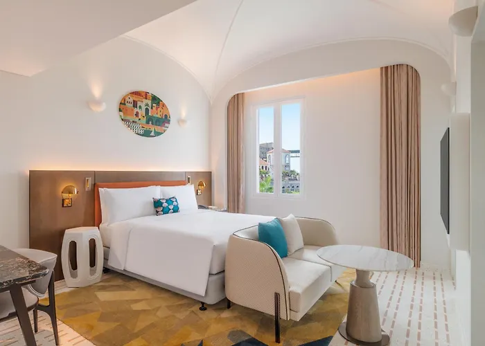 La Festa Phu Quoc, Curio Collection By Hilton