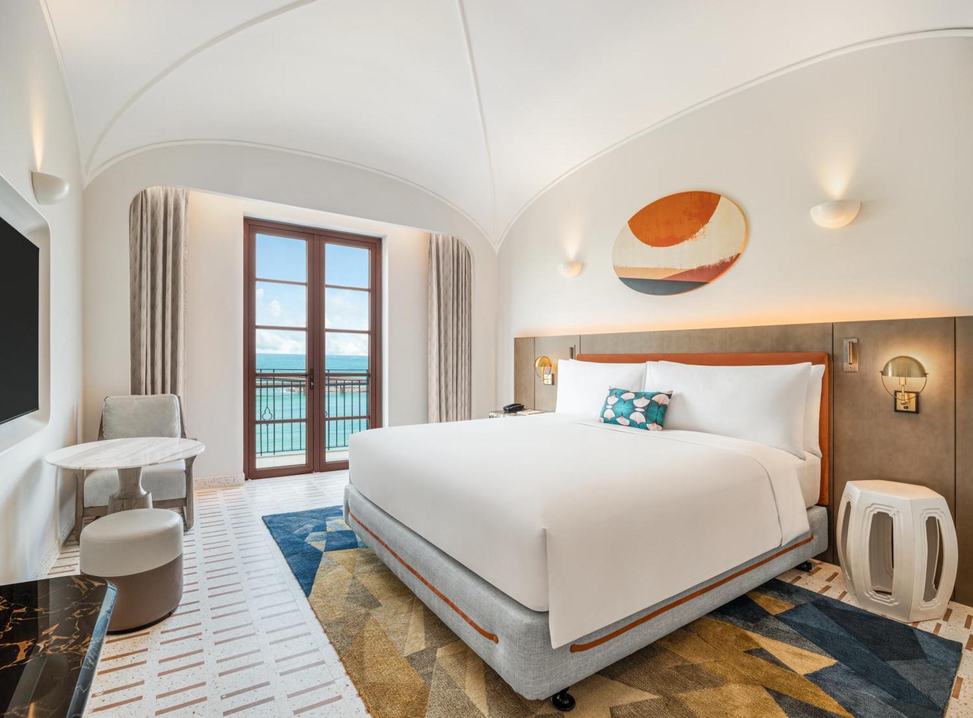 La Festa Phu Quoc, Curio Collection By Hilton Resort 5*
