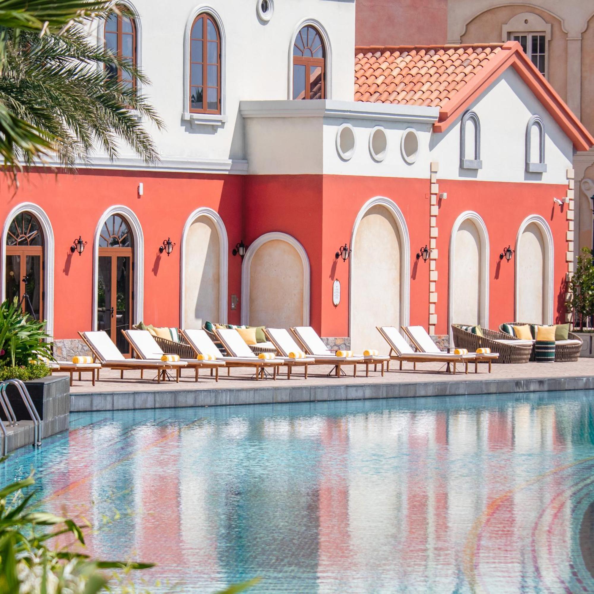 Resort La Festa Phu Quoc, Curio Collection By Hilton 5*