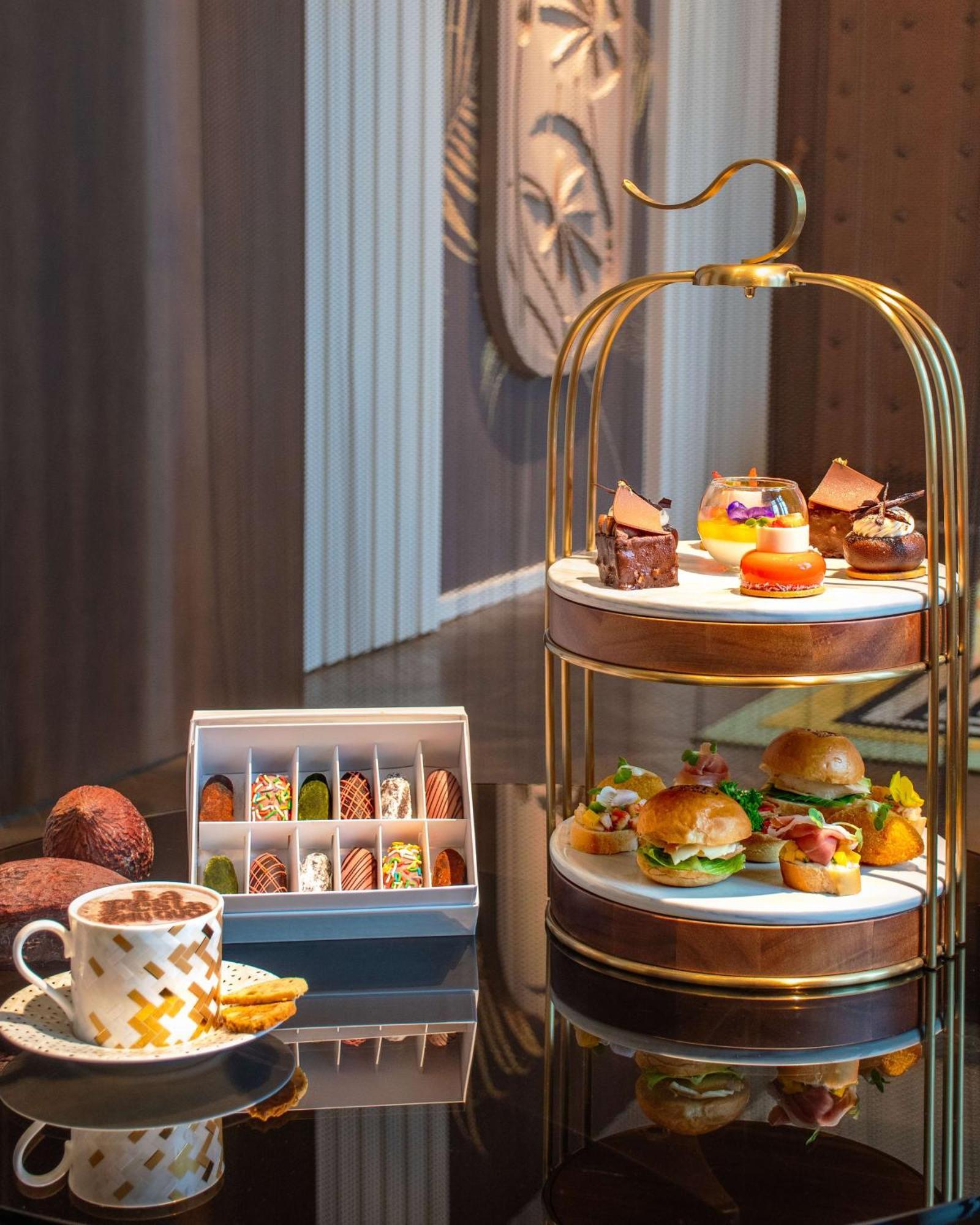 Resort La Festa Phu Quoc, Curio Collection By Hilton