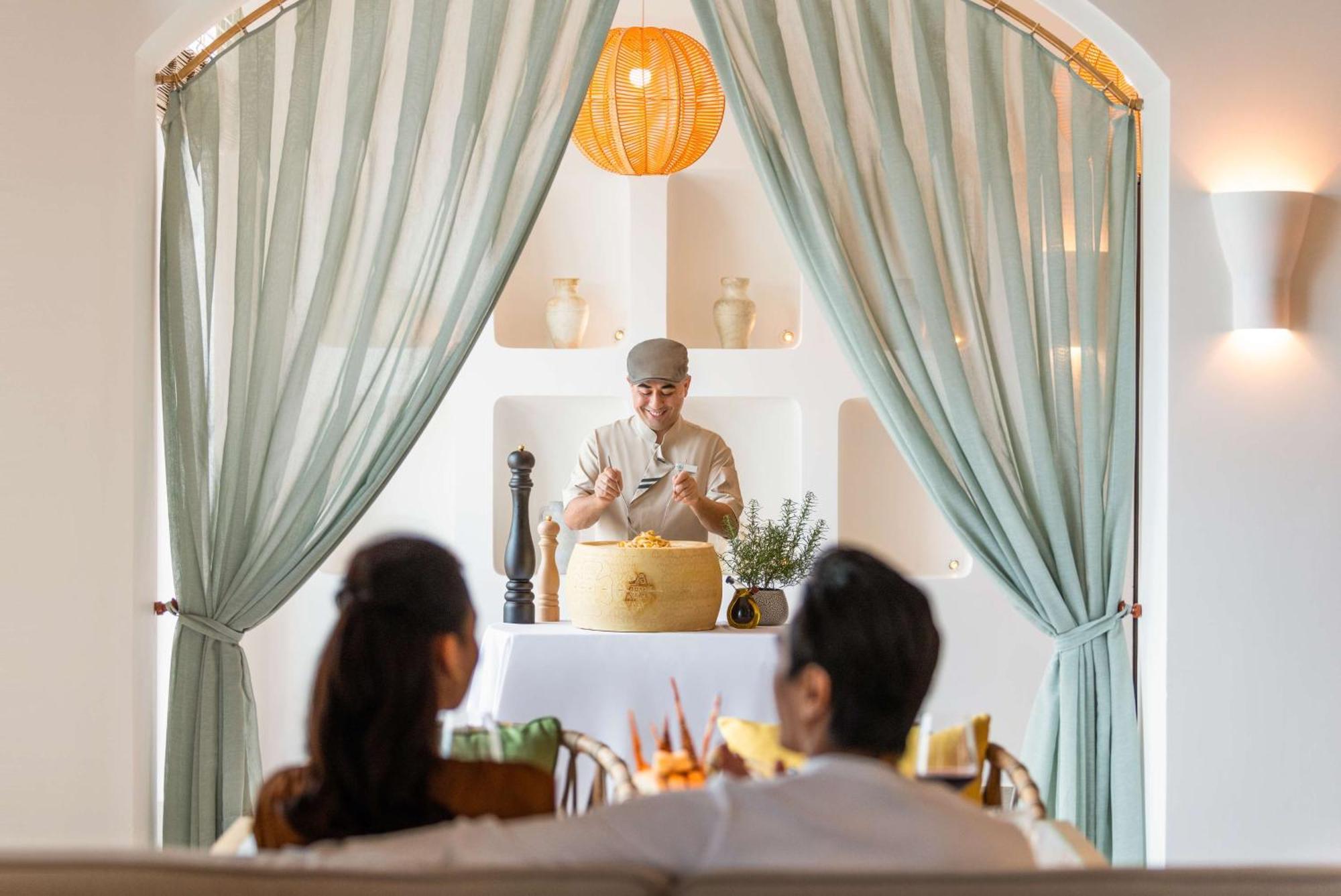Resort La Festa Phu Quoc, Curio Collection By Hilton 5*