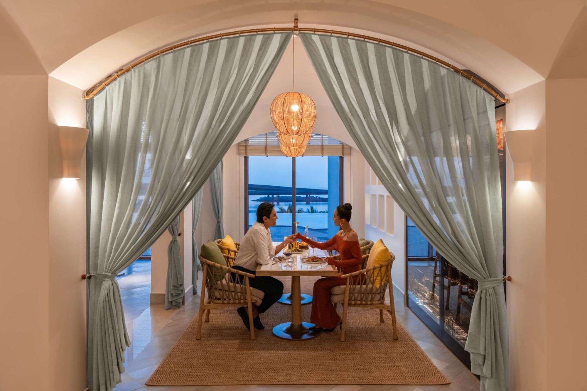 Resort La Festa Phu Quoc, Curio Collection By Hilton 5*