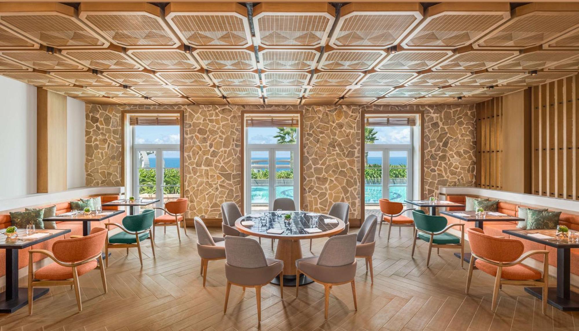 Resort La Festa Phu Quoc, Curio Collection By Hilton Phú Quốc